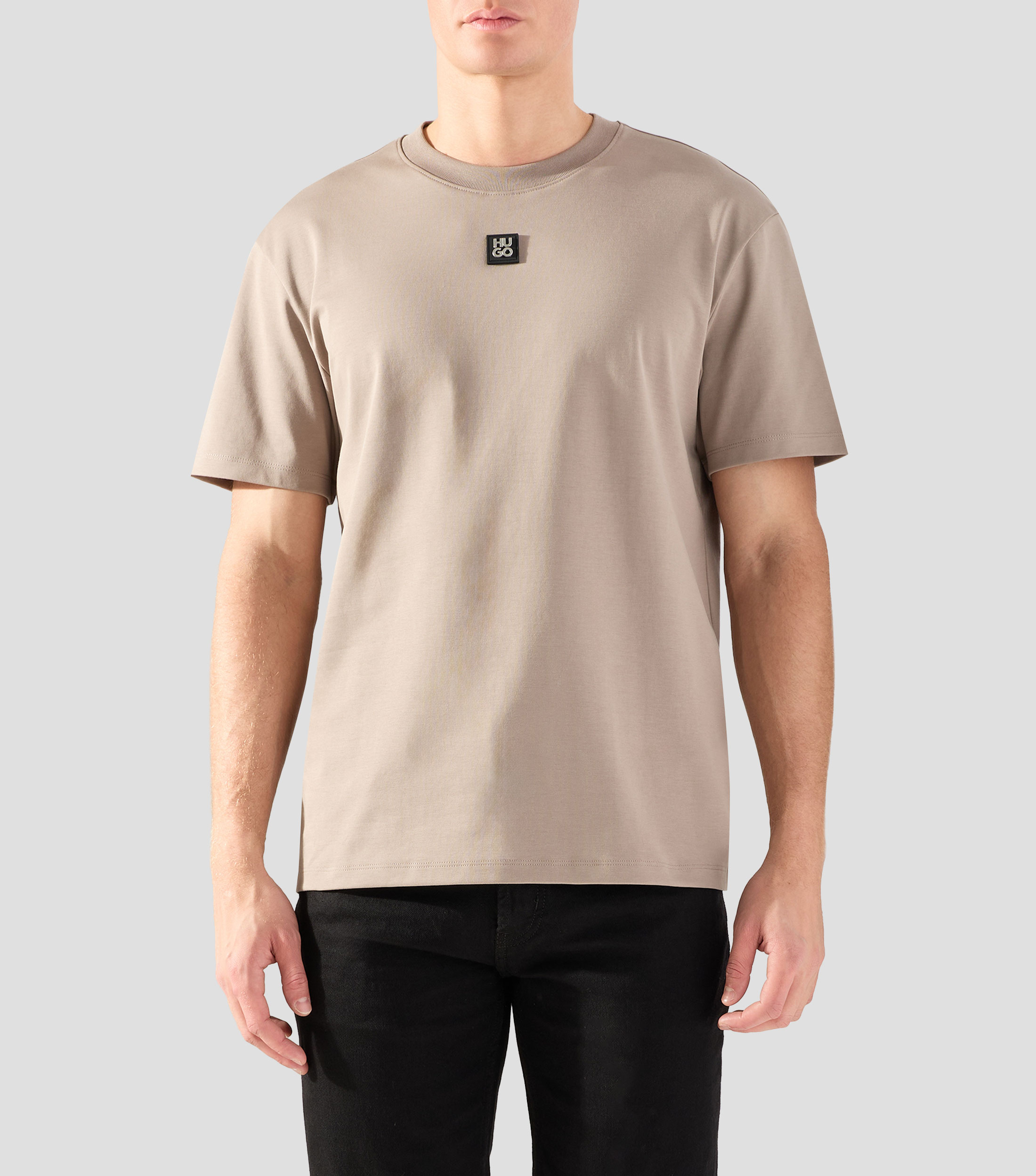 Playera de cuello redondo con manga corta lisa Hombre